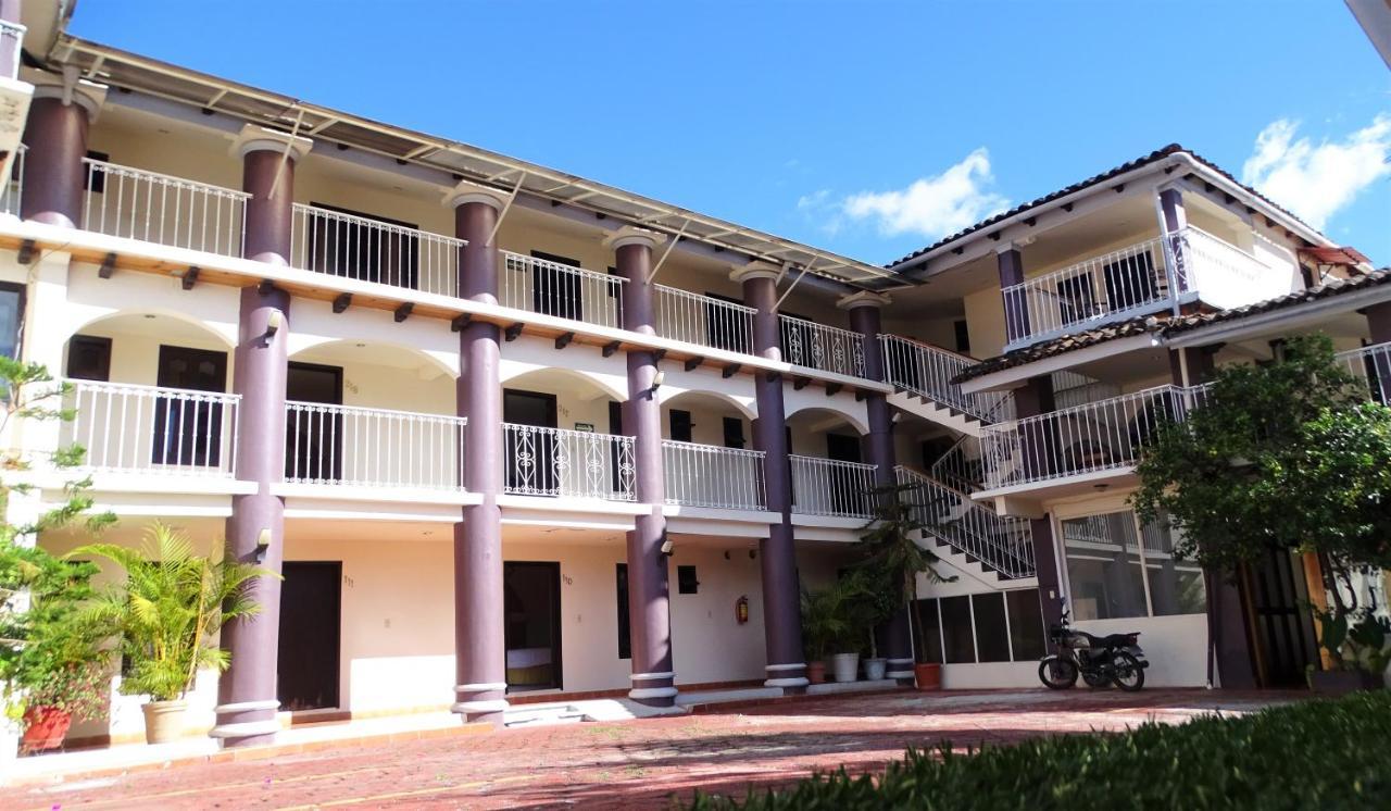 Hotel Jardines Del Centro San Cristóbal de Las Casas المظهر الخارجي الصورة
